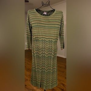Dress AGB Size Large Chevron Knit